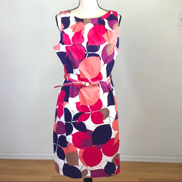 London Times Dresses & Skirts - London Time Sleeveless Sheath Dress